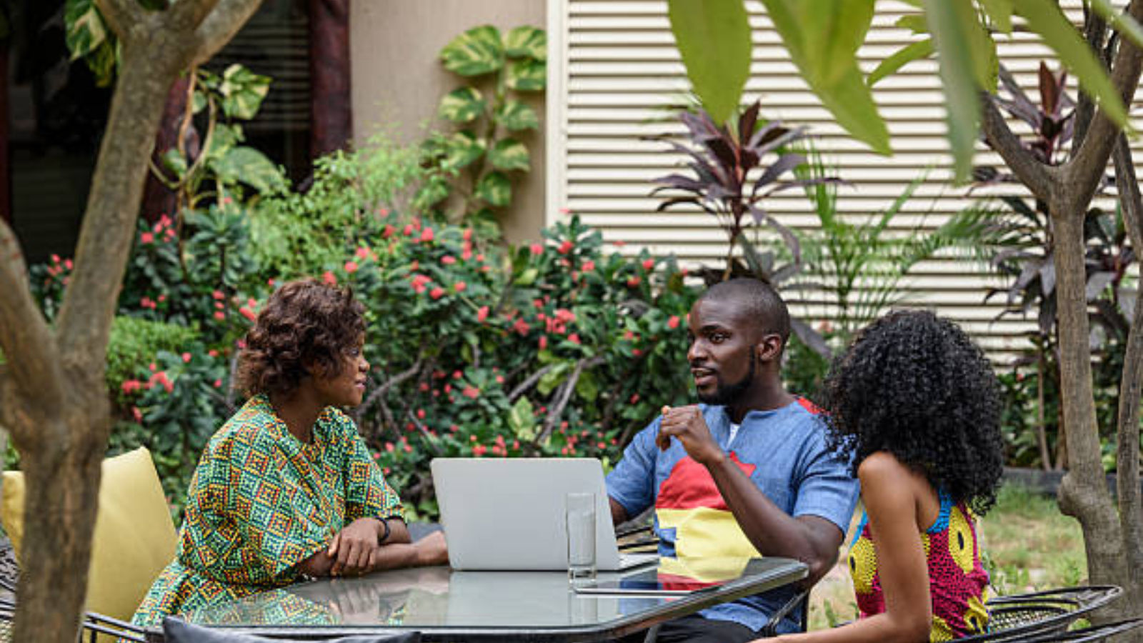 Droppic vs Other Nigerian Business Directories: What Makes It Better?